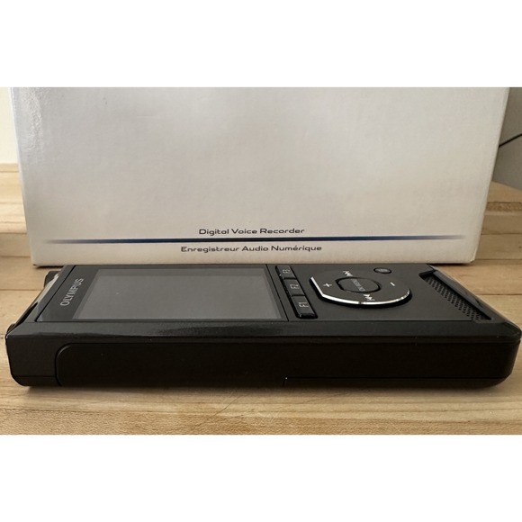 Olympus DS-9500 Wi-Fi Professional Digital Voice Recorder Cradle, Charger, Case - Picture 12 of 13